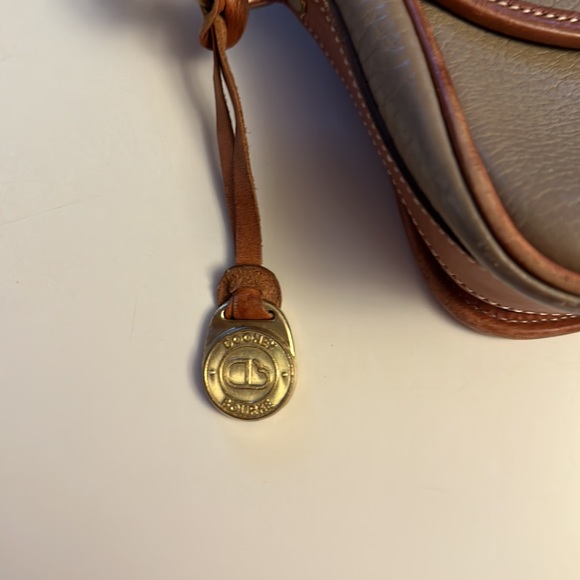 Dooney & Bourke vintage handbag - Picture 2 of 7